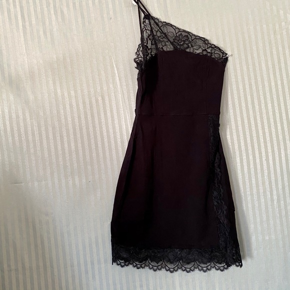 FREE PEOPLE BLACK LACE ONE SHOULDER BODY-CON SIZE XS - Picture 3 of 8